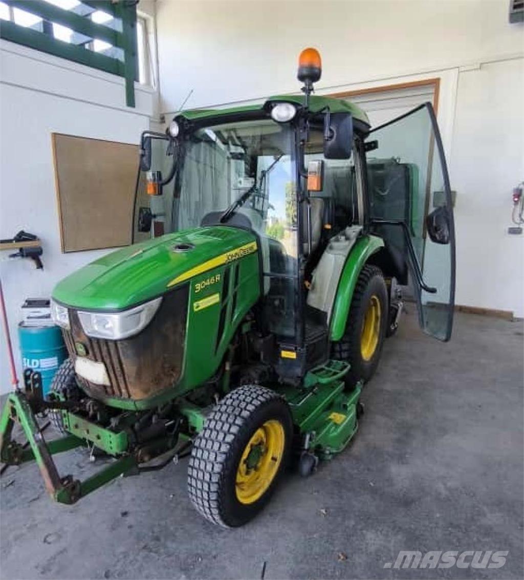 John Deere 3046R Τρακτέρ μικρών διαστάσεων
