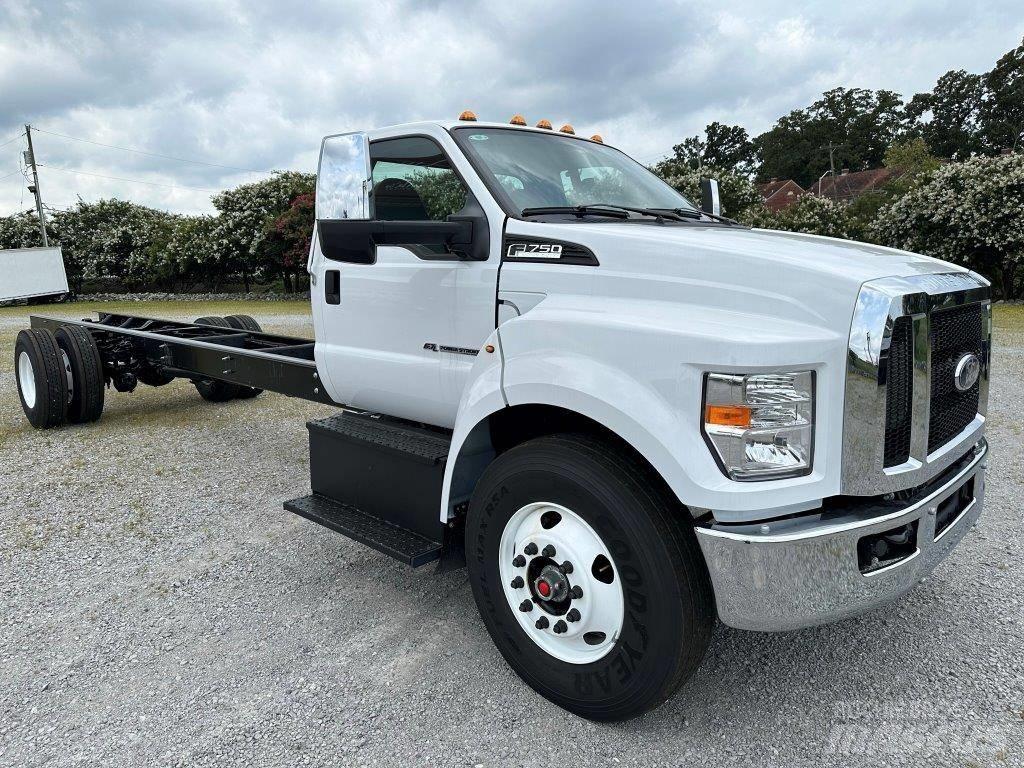 Ford F-750 Φορτηγά Σασί