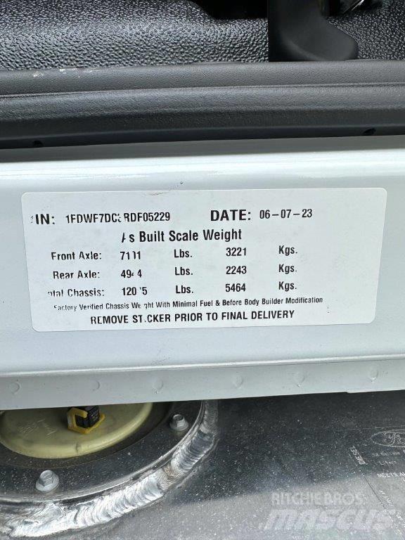 Ford F-750 Φορτηγά Σασί