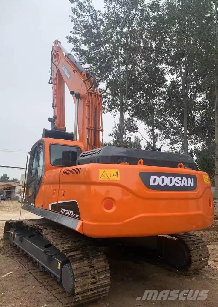 Doosan DX300LC-9C Εκσκαφείς με ερπύστριες