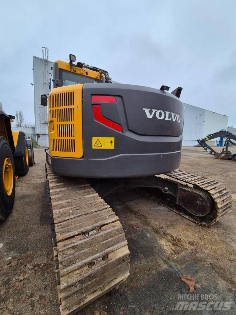 Volvo ECR 235 D Εκσκαφείς με ερπύστριες