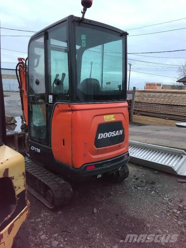 Doosan DX 19 Εκσκαφάκι (διαβολάκι) < 7t