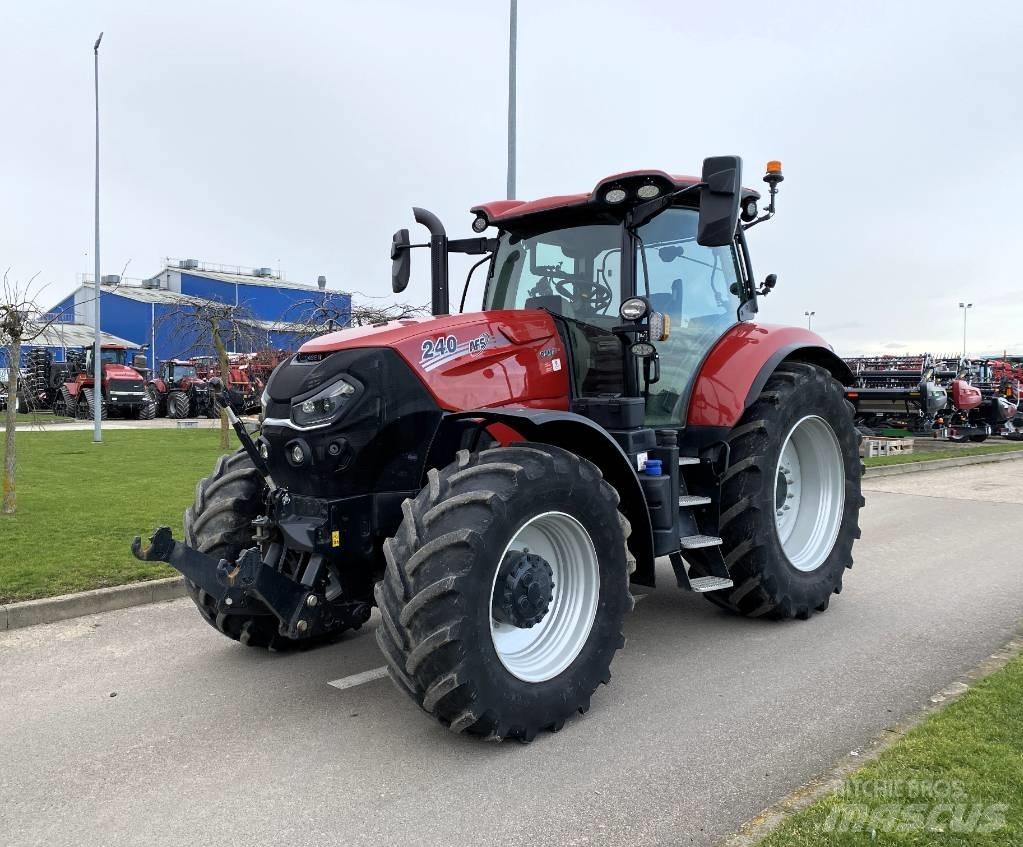 Case IH Puma 240 CVX Τρακτέρ