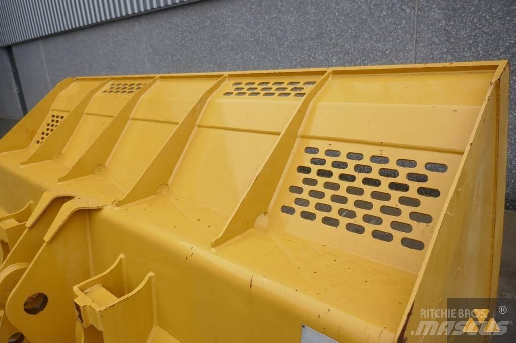 CAT 930 Bucket Κουβάδες