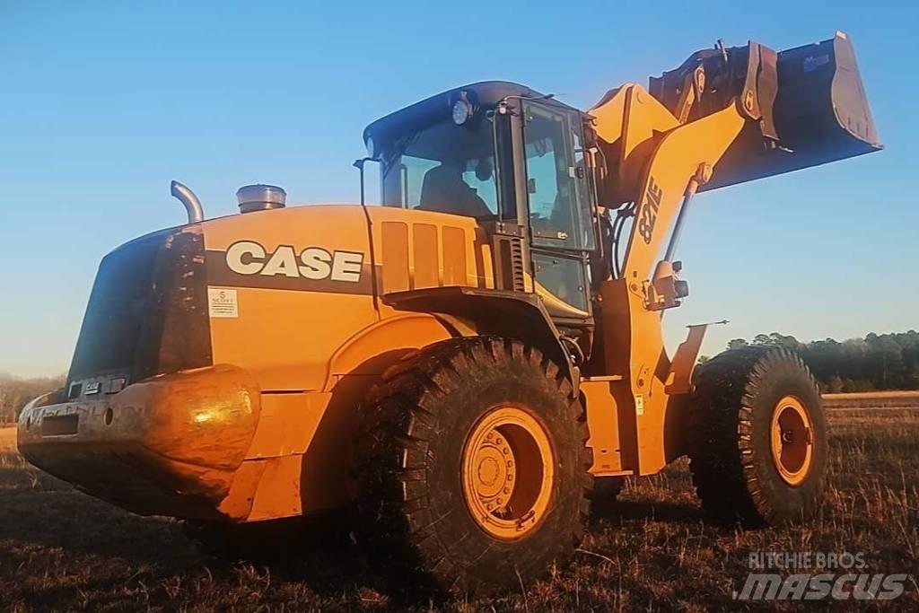 CASE 821 E Φορτωτές με λάστιχα (Τροχοφόροι)