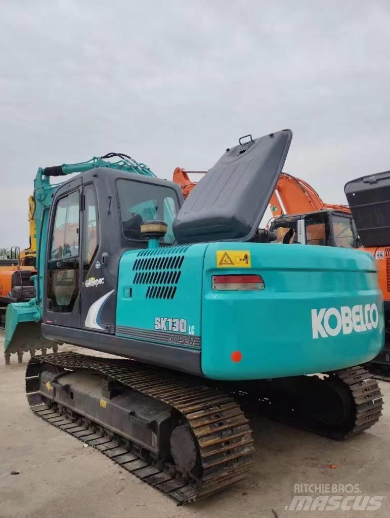 Kobelco 130 Εκσκαφείς με ερπύστριες