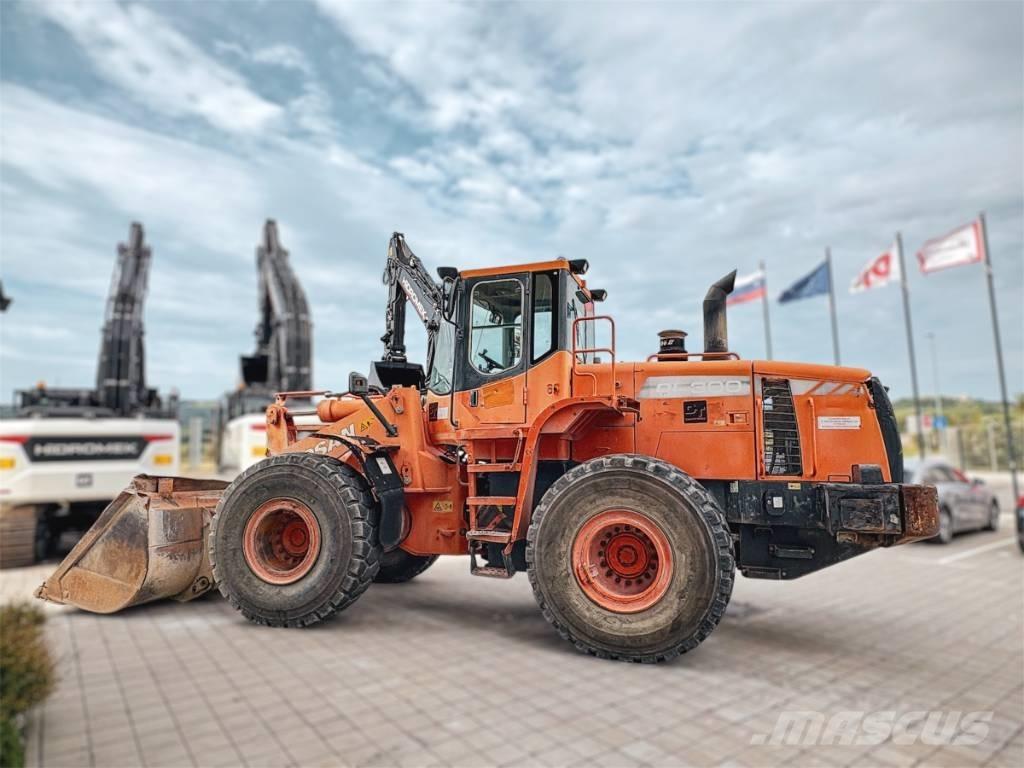 Doosan DL 300 Φορτωτές με λάστιχα (Τροχοφόροι)