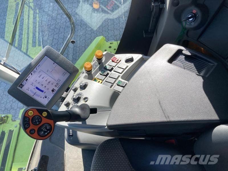 CLAAS LEXION 650 Θεριζοαλωνιστικές μηχανές