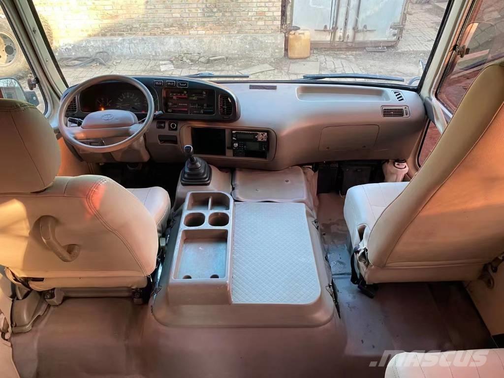 Toyota Coaster Bus Μίνι λεωφορεία