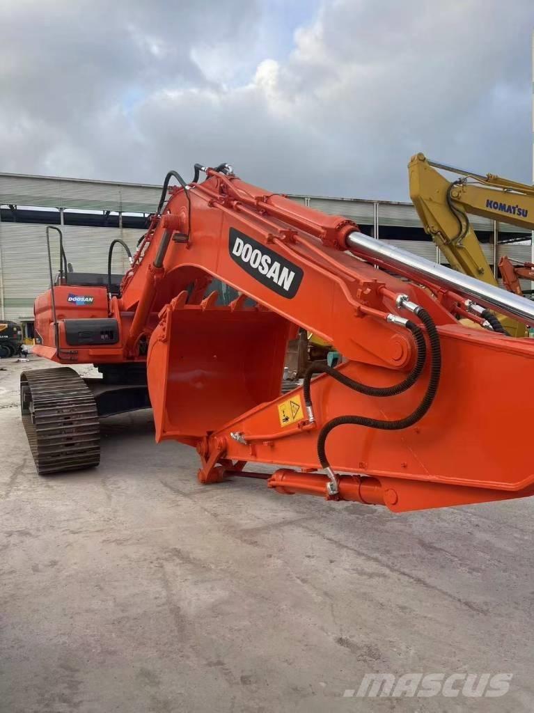 Doosan DX300LC-9C Εκσκαφείς με ερπύστριες