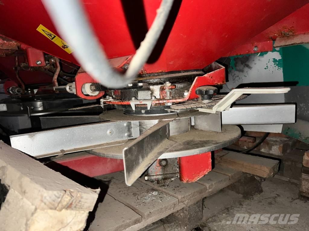 Kverneland DS-XL Διαστρωτήρες ανοργάνων