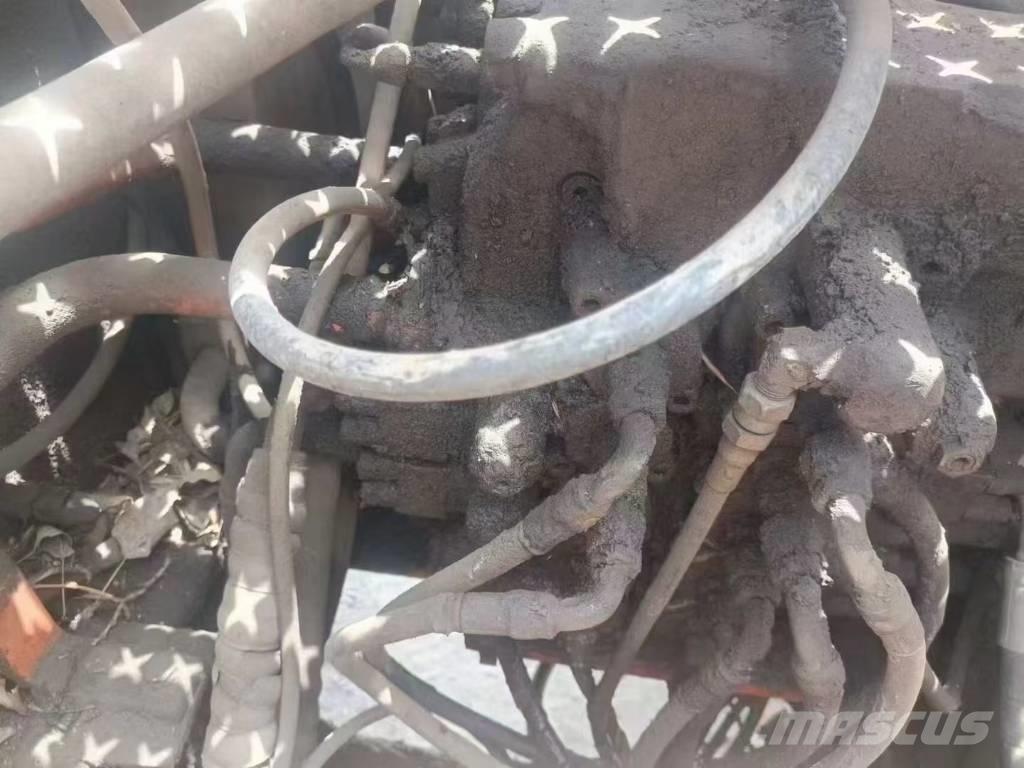 Doosan DH225LC-9 Εκσκαφείς με ερπύστριες