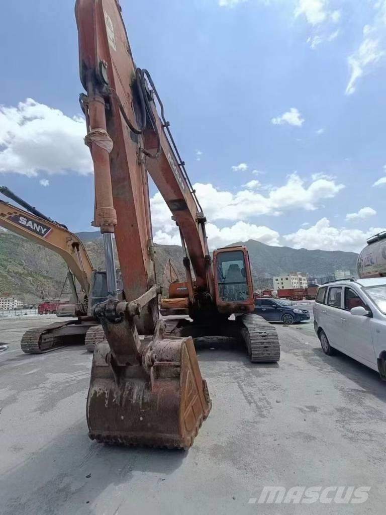 Doosan DH225LC-9 Εκσκαφείς με ερπύστριες