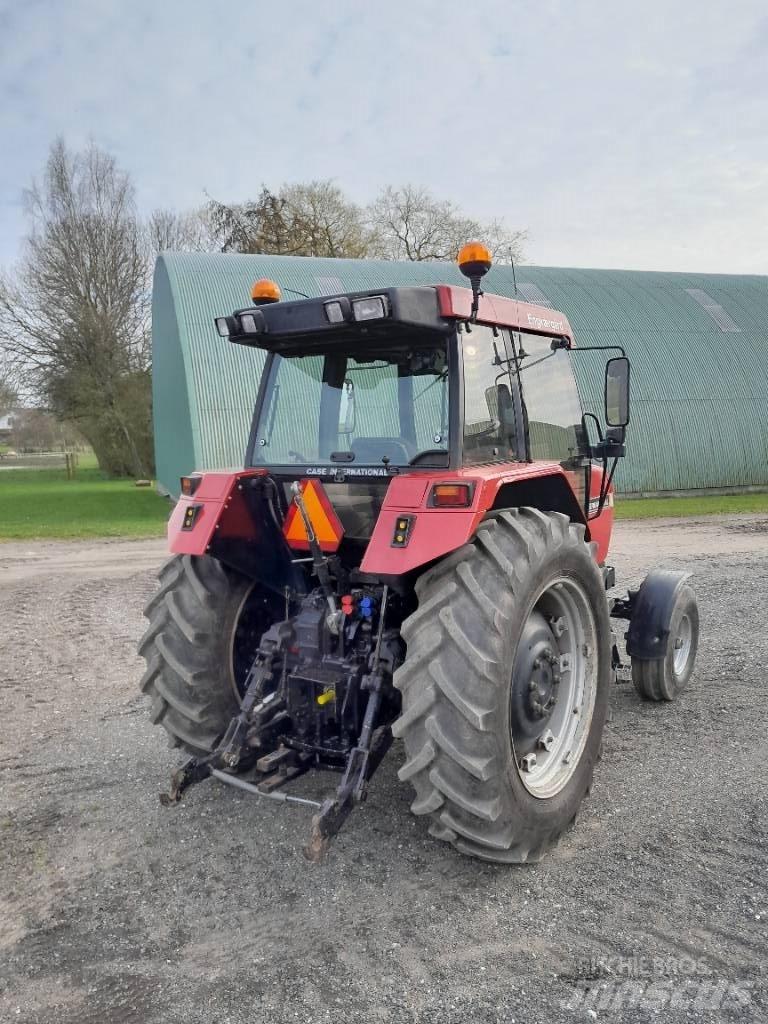 Case IH 5120 Τρακτέρ