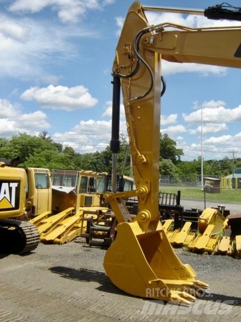 CAT 320 Εκσκαφείς με ερπύστριες