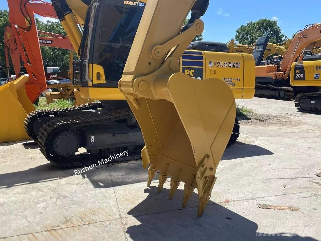 CAT 320D2 Εκσκαφείς με ερπύστριες