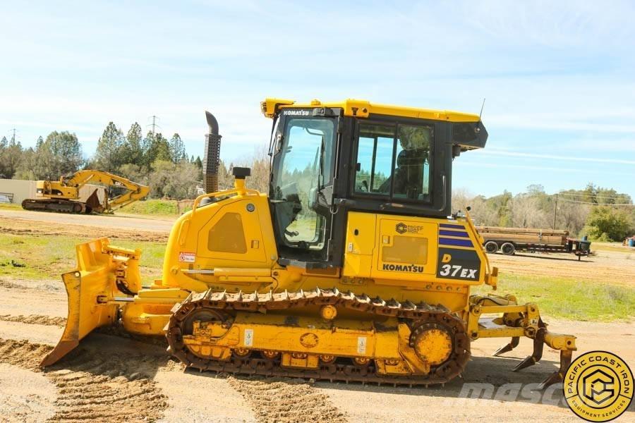 Komatsu D 37 EX Μπουλντόζες με ερπύστριες