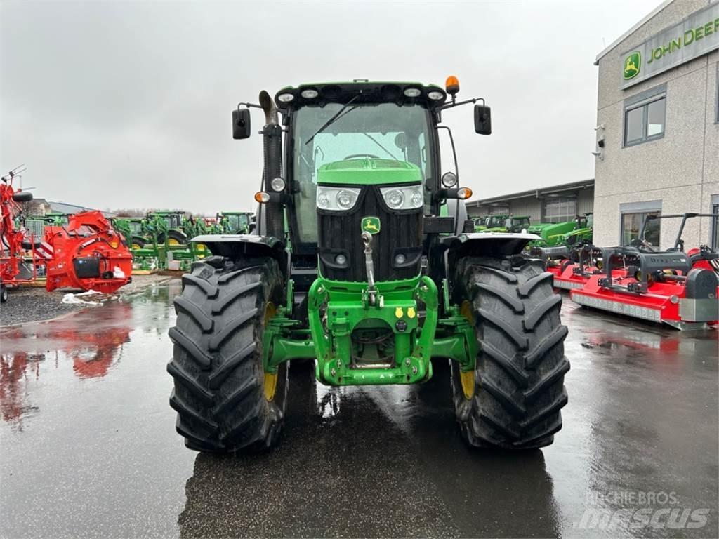 John Deere 6210R Τρακτέρ