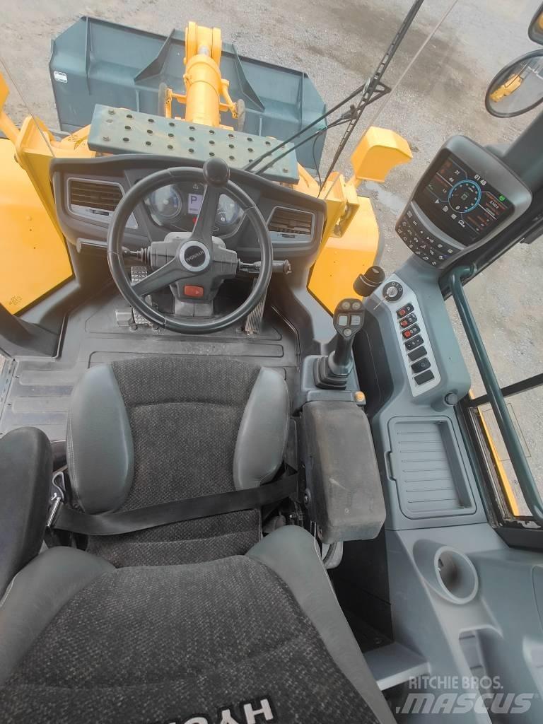 Hyundai HL 960 Φορτωτές με λάστιχα (Τροχοφόροι)