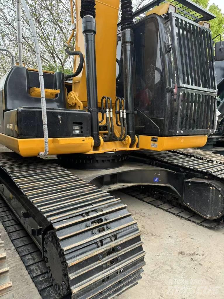 CAT 320 D Εκσκαφείς με ερπύστριες