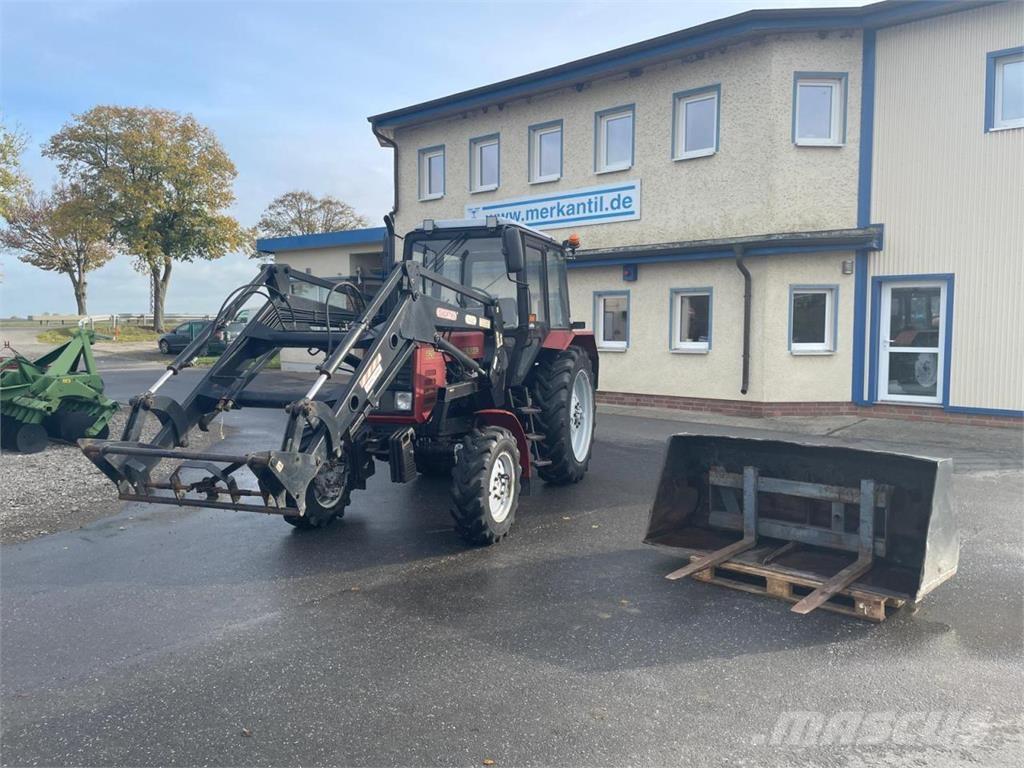 Belarus MTS 820 + FL Τρακτέρ