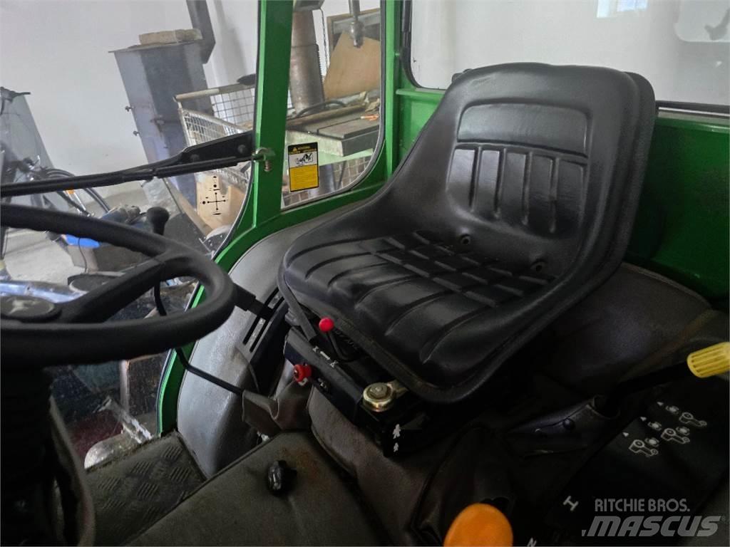 John Deere 4110 Τρακτέρ