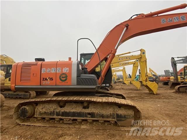 Hitachi ZX210-3 Εκσκαφείς με ερπύστριες