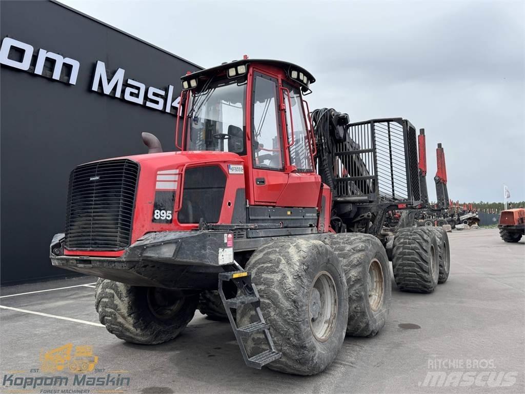 Komatsu 895 Μεταφορείς ξυλείας