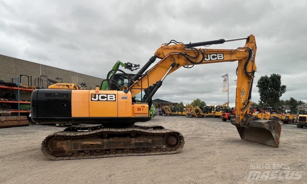 JCB JS 220 Εκσκαφείς με ερπύστριες