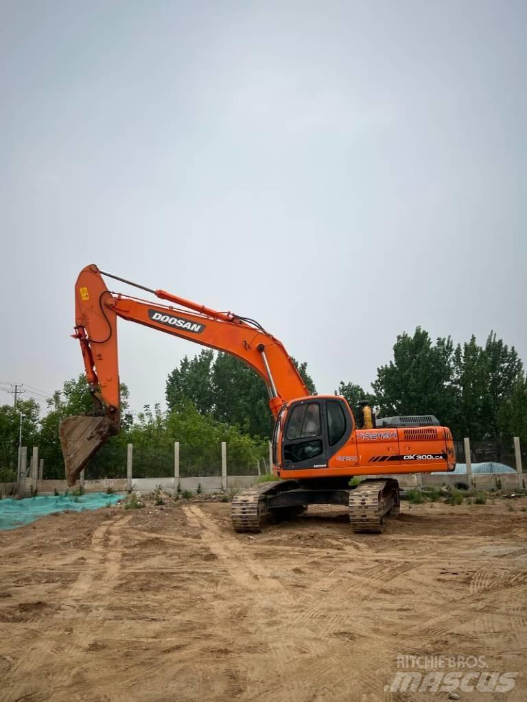 Doosan DX300LCA Εκσκαφείς με ερπύστριες