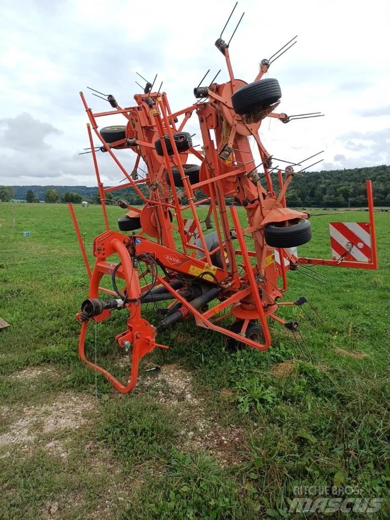 Kuhn GF 8702 Τσουγκράνες και χορτοξηραντικές μηχανές