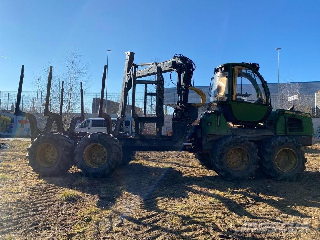 John Deere 1010 E Μεταφορείς ξυλείας