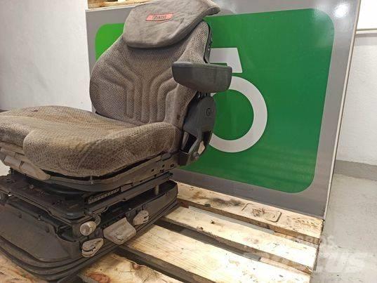 Valtra N 163 chair Καμπίνες και εσωτερικό