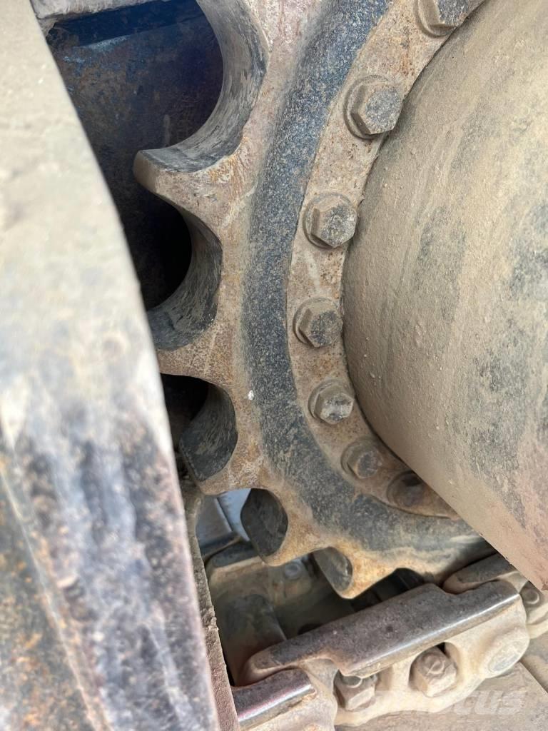 CASE CX 210 D Εκσκαφείς με ερπύστριες