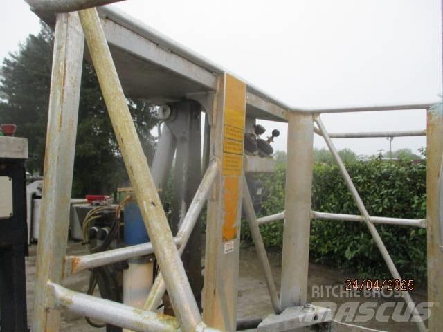 Denka-Lift DL 25 Ανυψωτήρες με τηλεσκοπικό βραχίονα