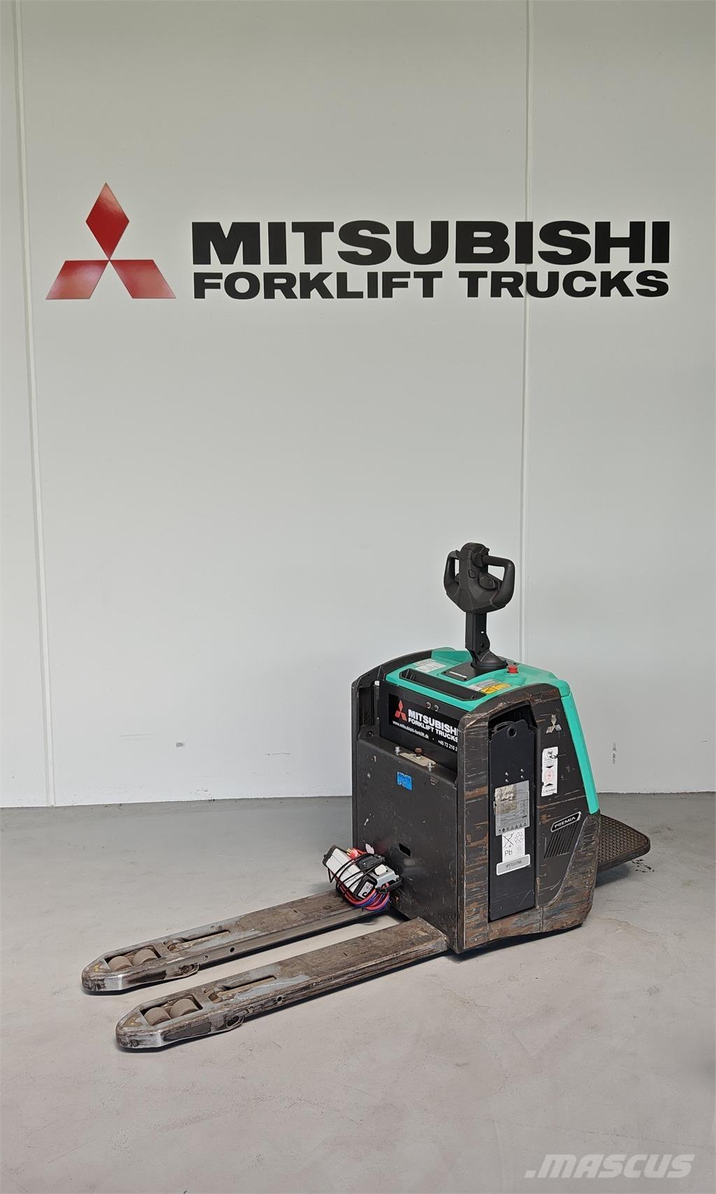 Mitsubishi PBV20N3 Φορτηγά με πλατφόρμα