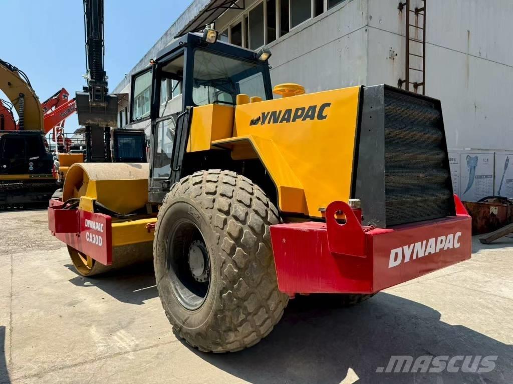 Dynapac CA 30 D Οδοστρωτήρες μονού κυλίνδρου