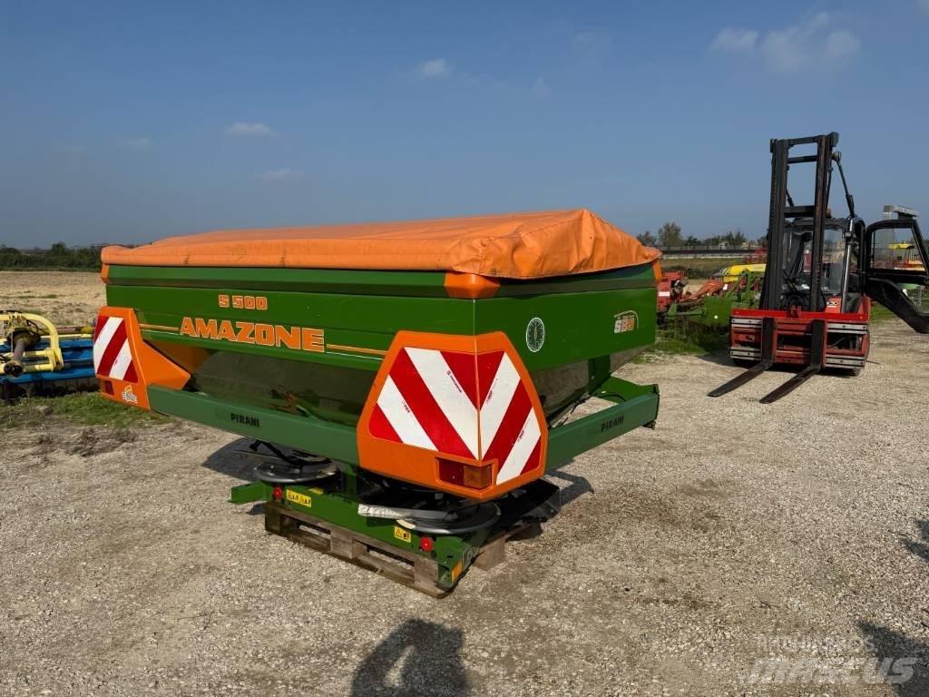 Amazone ZA-M 1500 Διαστρωτήρες ανοργάνων