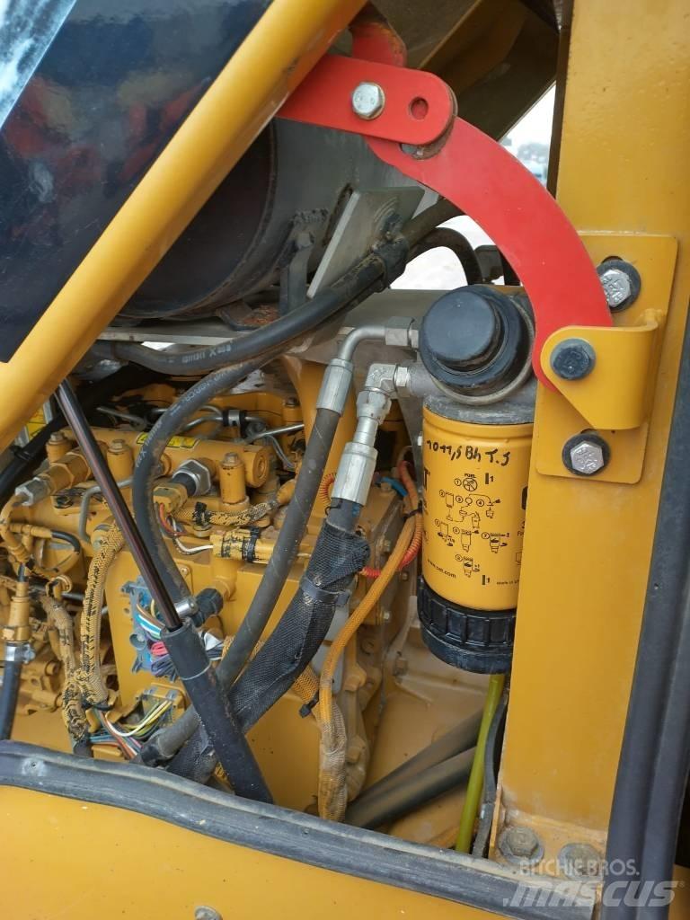 CAT CS CP44 Οδοστρωτήρες μονού κυλίνδρου