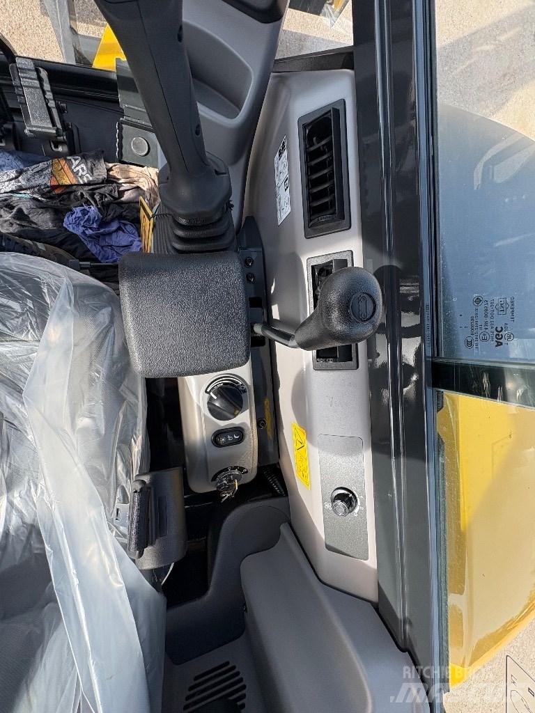 Komatsu PC 55 MR-5 Εκσκαφάκι (διαβολάκι) < 7t