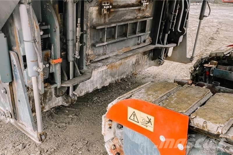 Wirtgen W220 Άλλα Φορτηγά