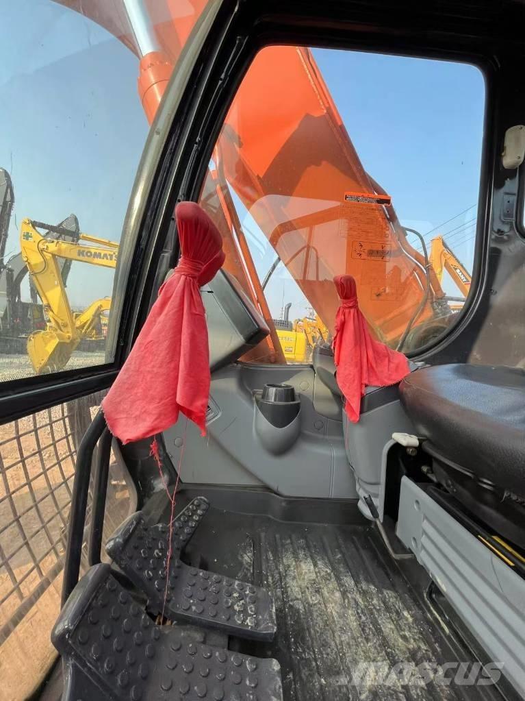 Hitachi ZX 160 Εκσκαφείς με ερπύστριες