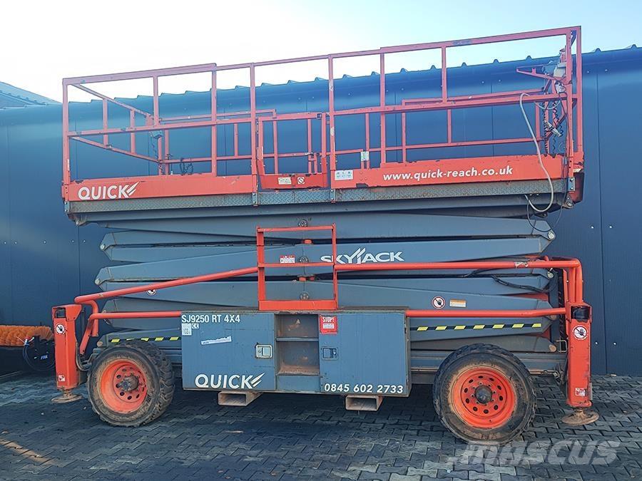 SkyJack SJ 9250 Ανυψωτήρες ψαλιδωτής άρθρωσης