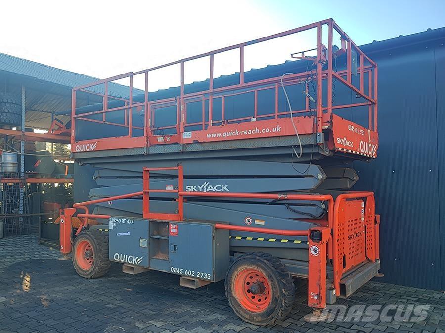 SkyJack SJ 9250 Ανυψωτήρες ψαλιδωτής άρθρωσης