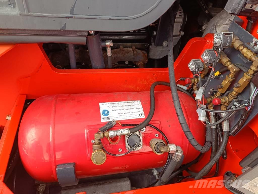 Mora M160C Περονοφόρα ανυψωτικά κλαρκ με φυσικό αέριο LPG