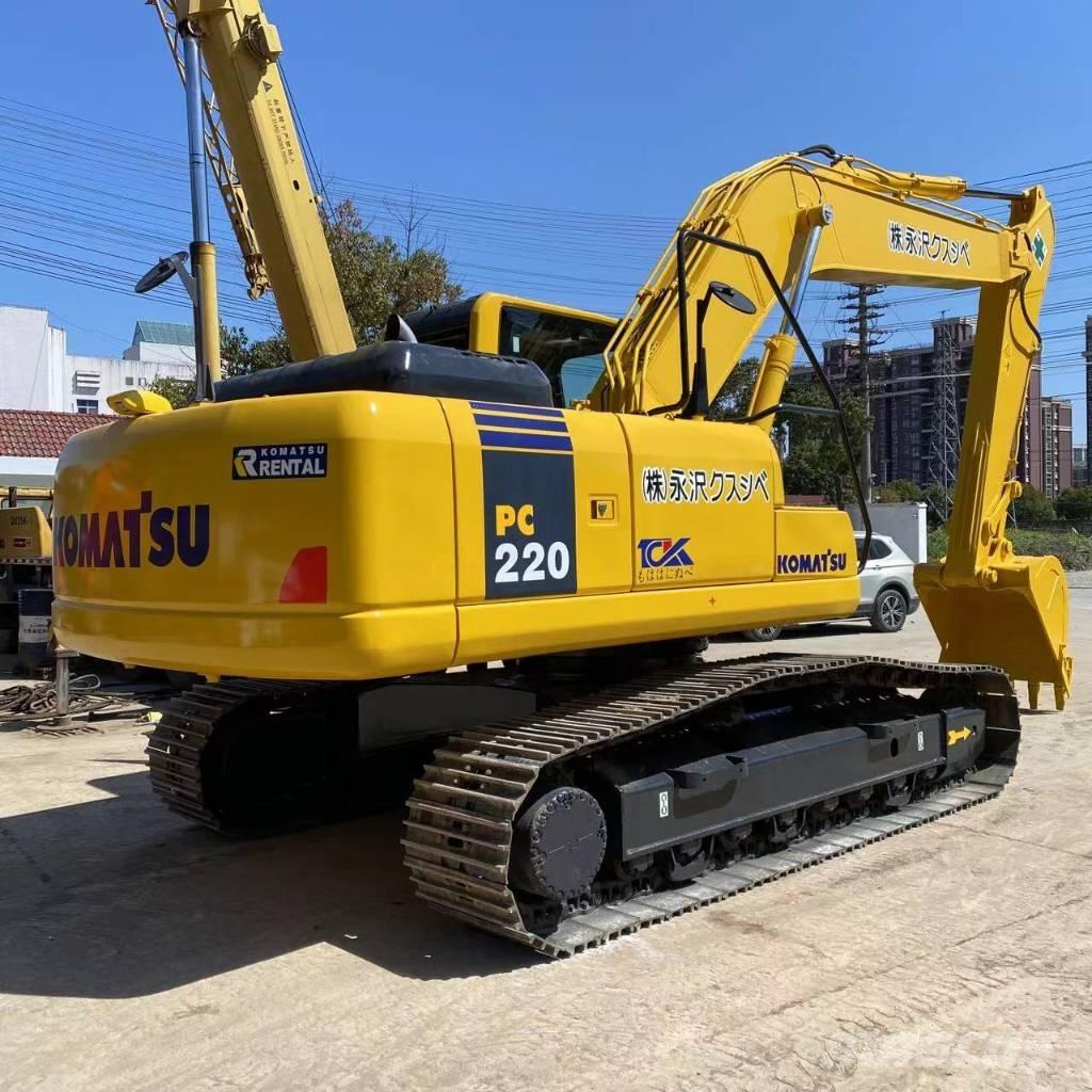 Komatsu PC 220 Εκσκαφείς με ερπύστριες