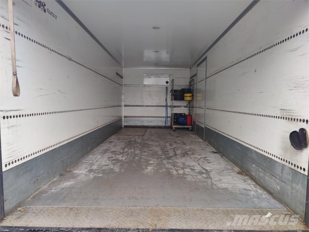 Volvo FL 250 Φορτηγά Κόφα