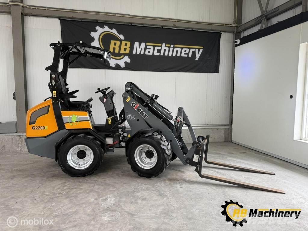 GiANT G2200E Φορτωτές με λάστιχα (Τροχοφόροι)