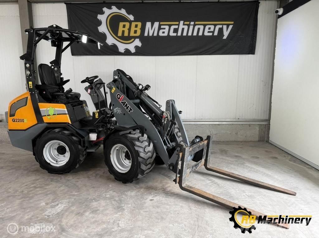 GiANT G2200E Φορτωτές με λάστιχα (Τροχοφόροι)