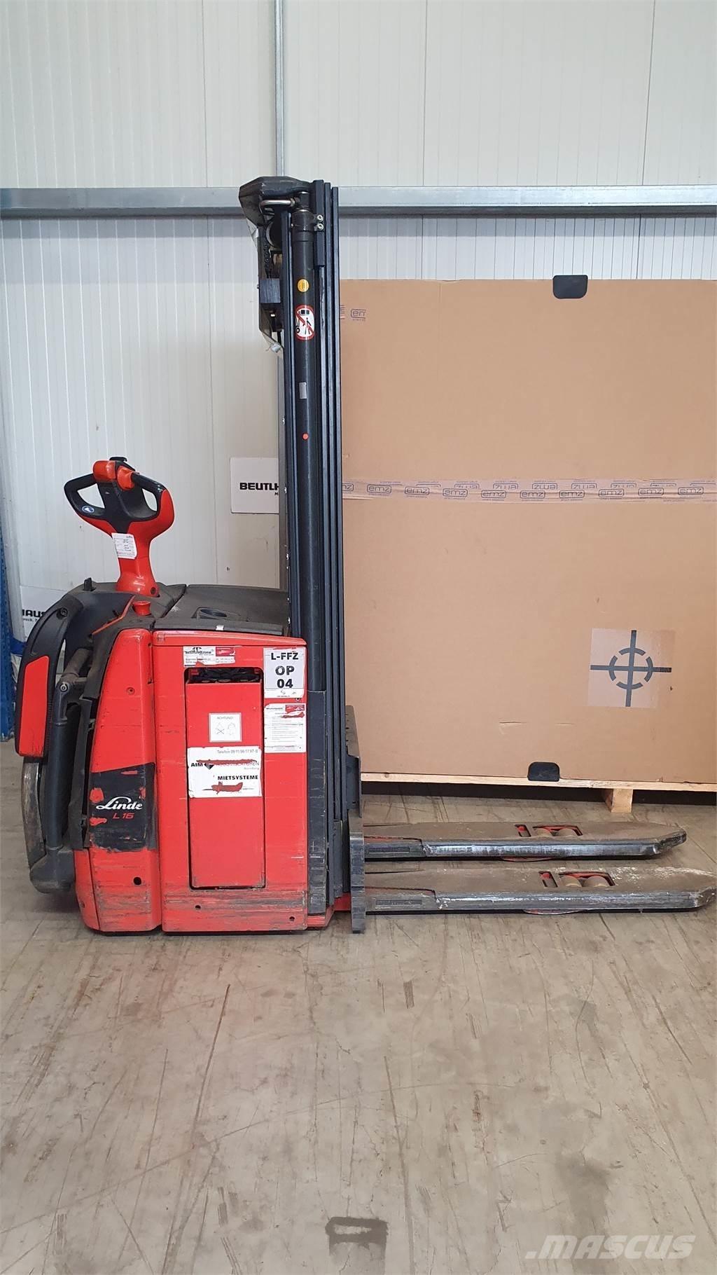 Linde L16AP Παλετοφόρα πεζού χειριστή με ιστό